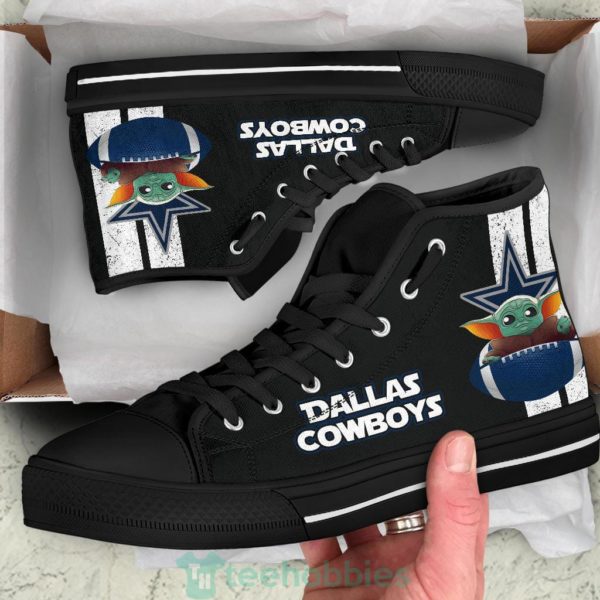 dallas cowboys baby yoda high top shoes 2 7Uod3 600x600px Dallas Cowboys Baby Yoda High Top Shoes