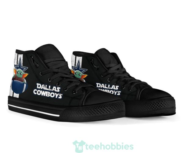 dallas cowboys baby yoda high top shoes 3 Th9o5 600x500px Dallas Cowboys Baby Yoda High Top Shoes