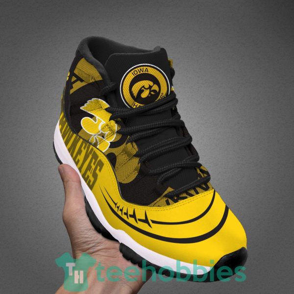 iowa hawkeyes new air jordan 11 sneakers shoes 4 9opNo 600x600px Iowa Hawkeyes New Air Jordan 11 Sneakers Shoes