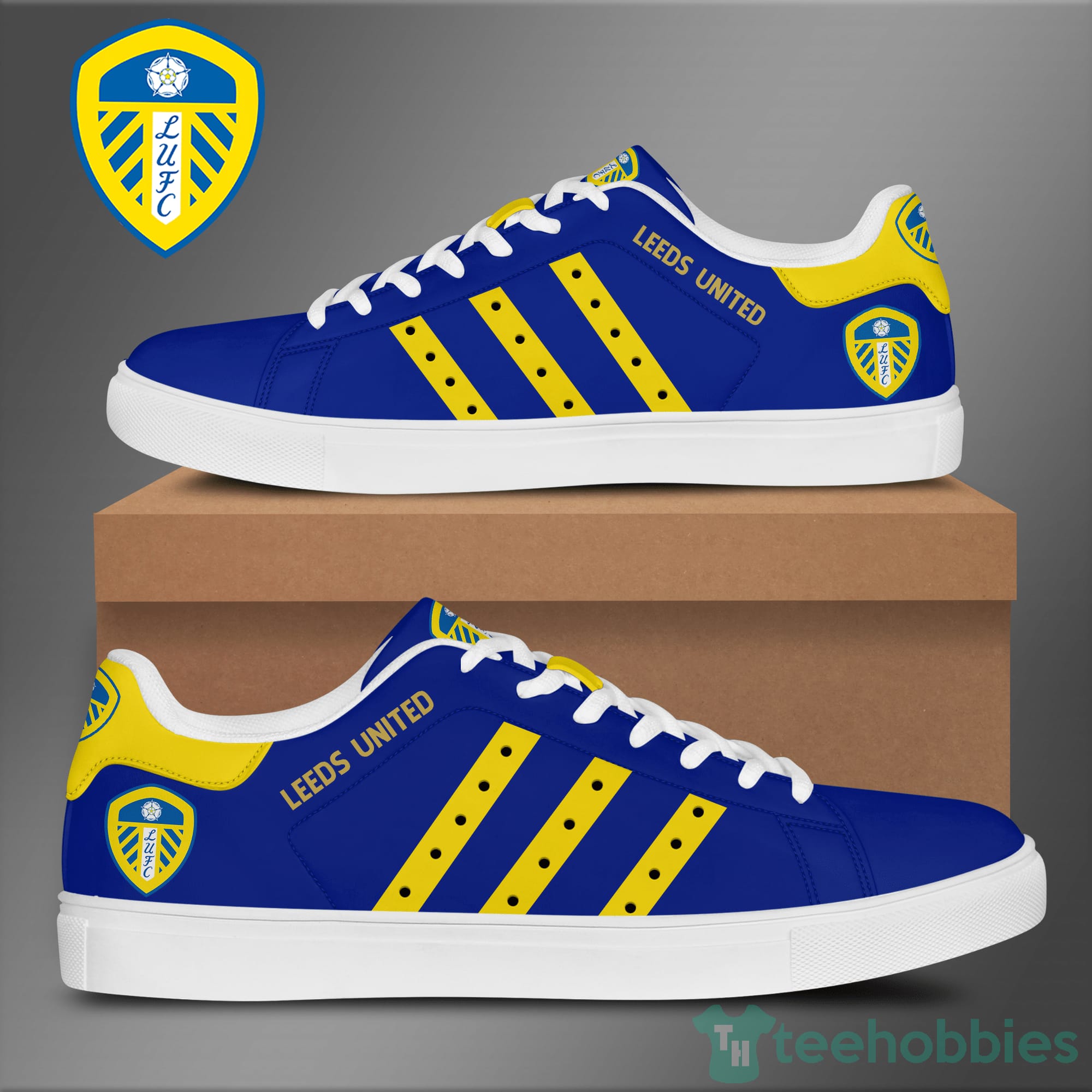 Leeds United Low Top Skate Shoes Product photo 1
