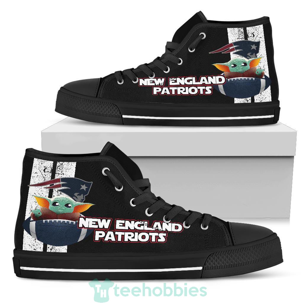 New England Patriots Baby Yoda High Top Shoes Product photo 1