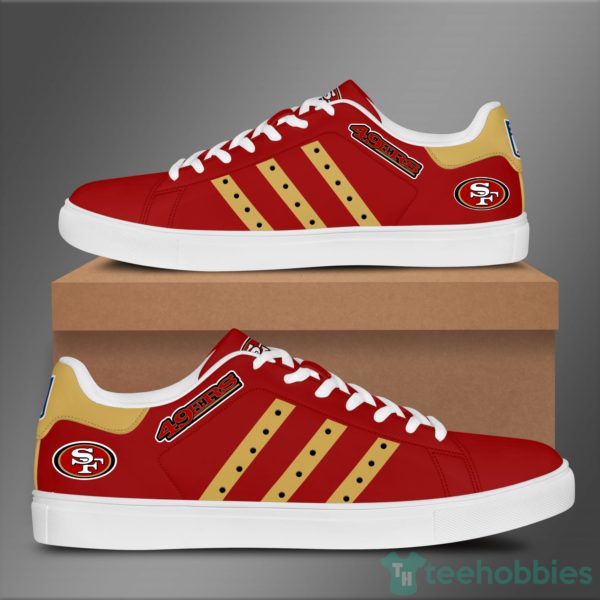 san francisco 49ers yellow striped red low top skate shoes 1 k4I8H 600x600px San Francisco 49Ers Yellow Striped Red Low Top Skate Shoes