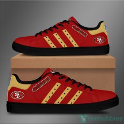 san francisco 49ers yellow striped red low top skate shoes 2 K6STb 247x247px San Francisco 49Ers Yellow Striped Red Low Top Skate Shoes
