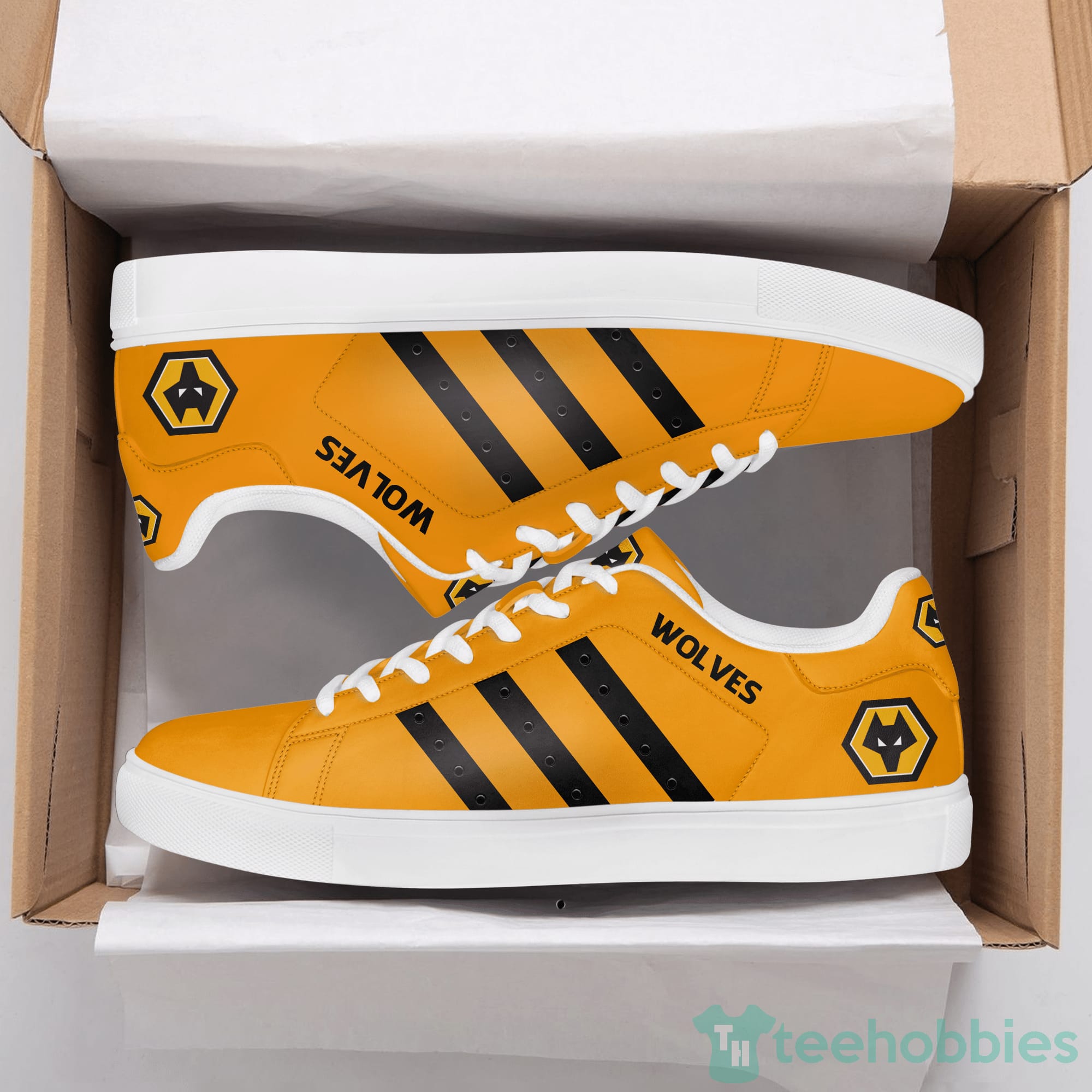 Wolerhampton Wanderers For Fans Low Top Skate Shoes